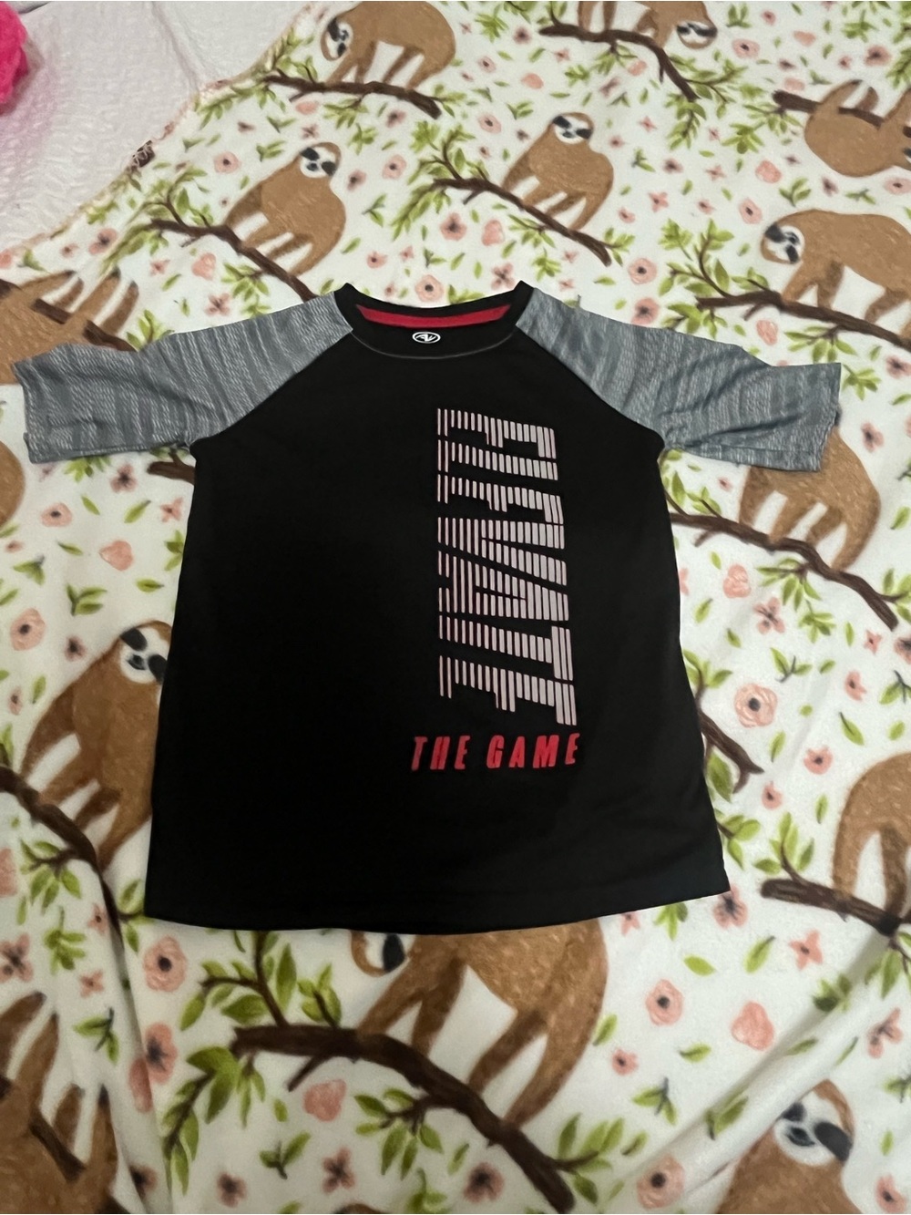 Boys' Black & Gray Athletic Tee with Graphic Print/ Medium 8